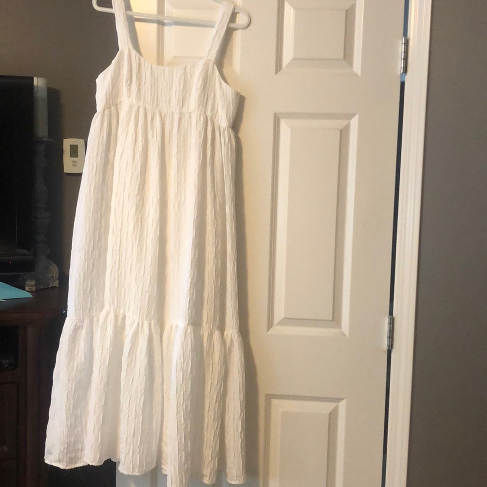 Long white dress